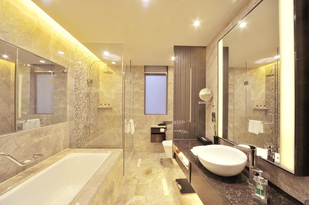 Royal Suites & Towers Ухань Номер фото